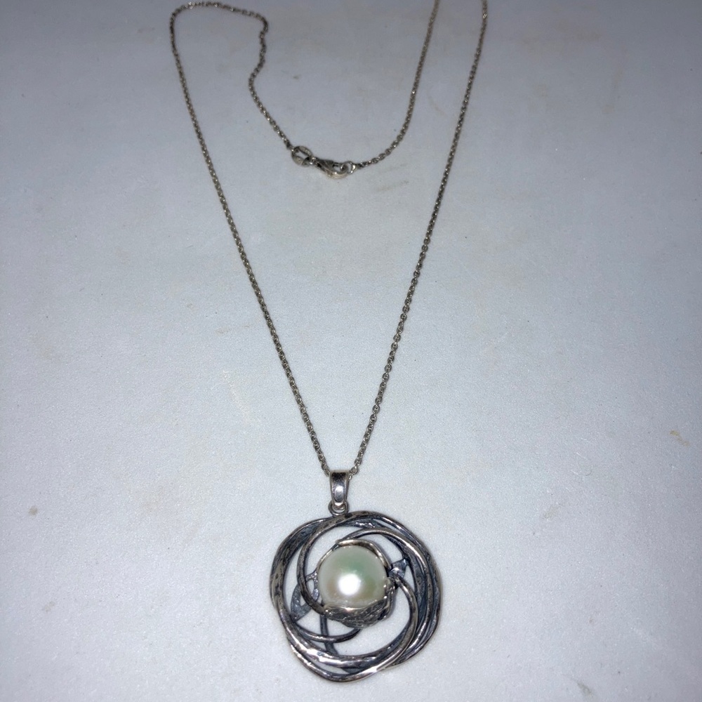 P.Z. Israel 925 sterling silver White pearl in leaves Pendant necklace chain
